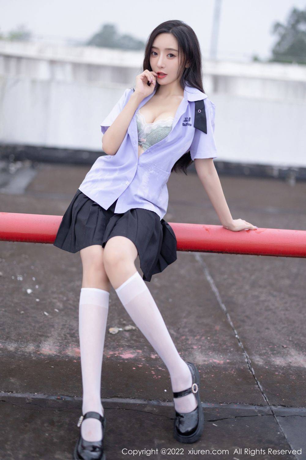 秀人网性感女神王馨瑶yanni端庄气质搭配黑色短裙制服写真-30