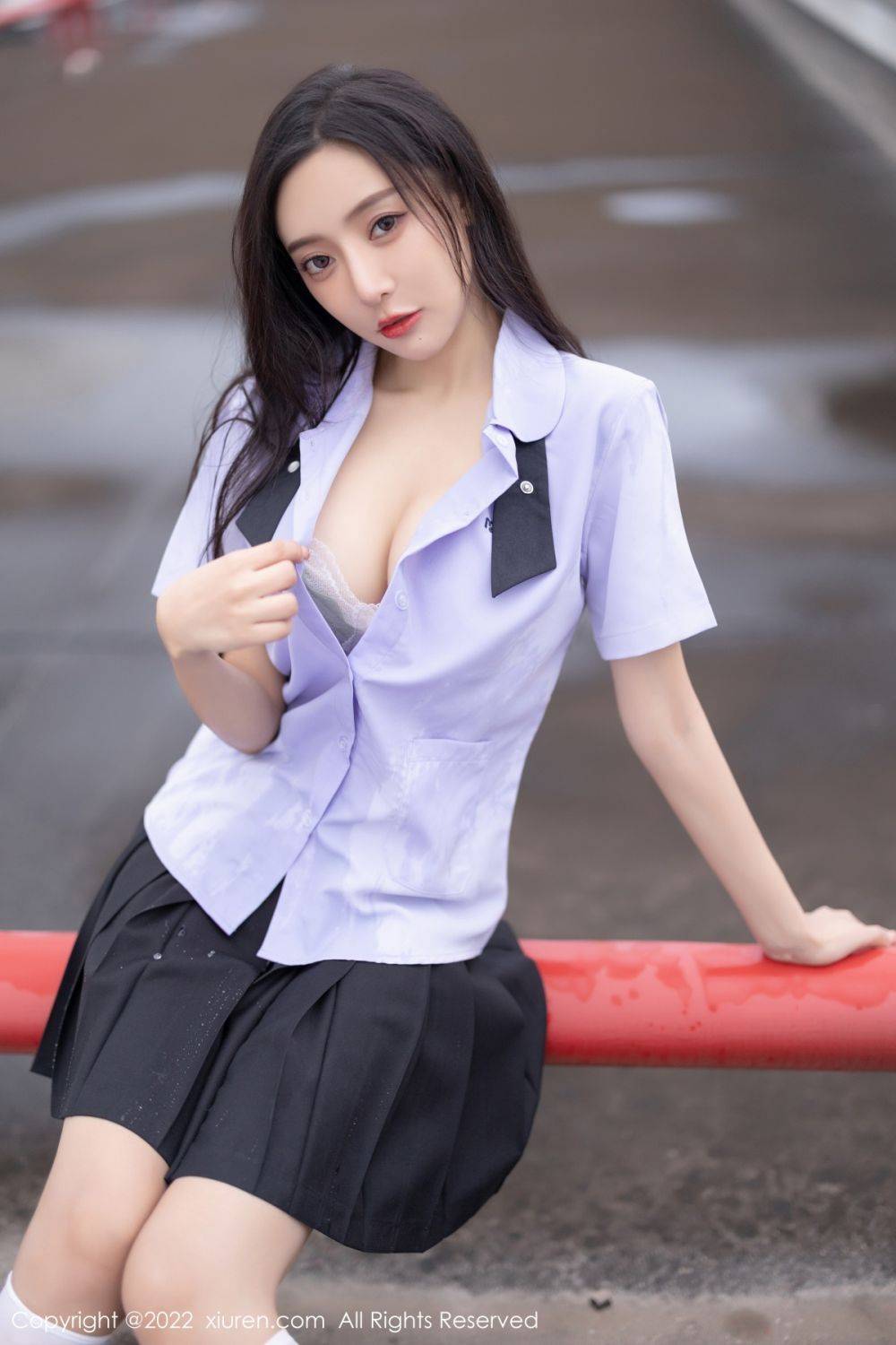 秀人网性感女神王馨瑶yanni端庄气质搭配黑色短裙制服写真-28