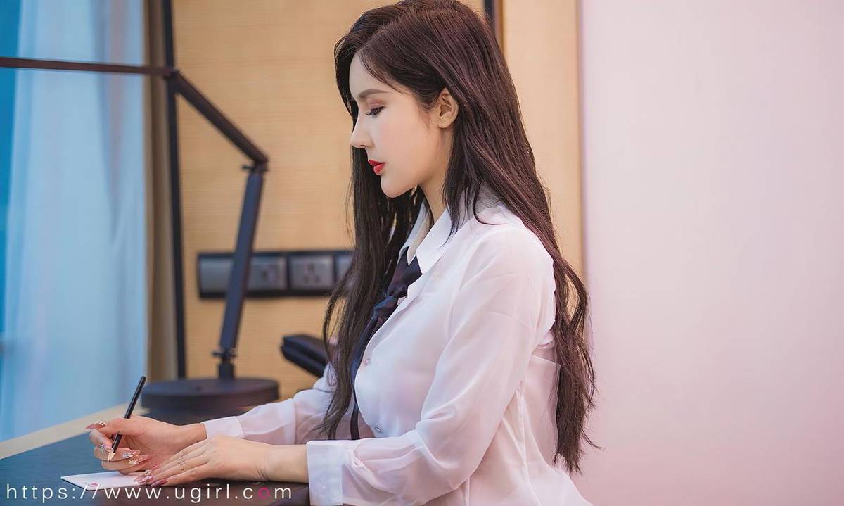 尤果圈美女模特娜依灵儿白衬衫黑丝美腿制服密钥系列写真-21