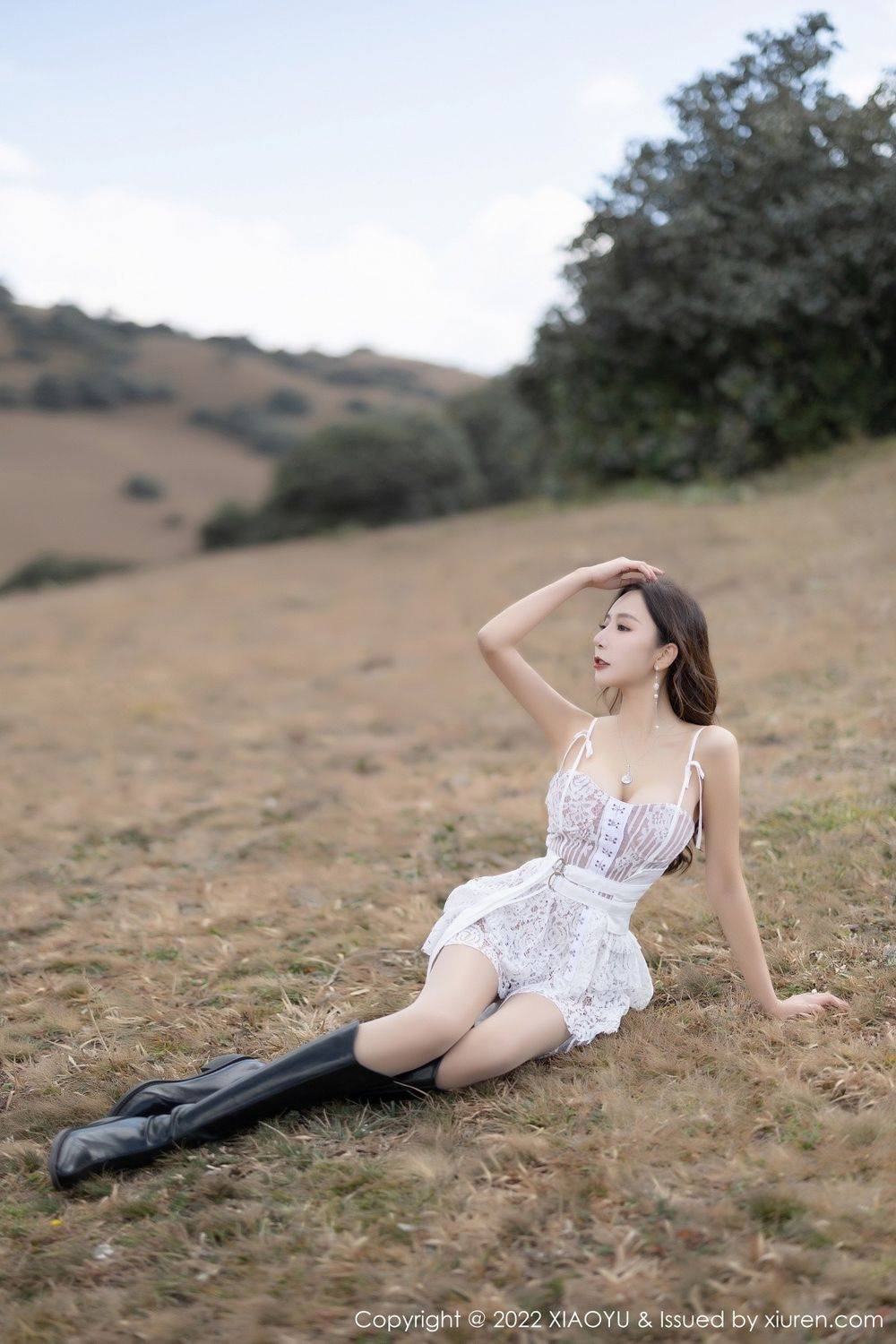 语画界性感女神王馨瑶yanni淡粉色华衣薄施粉黛云南心愿旅拍-19