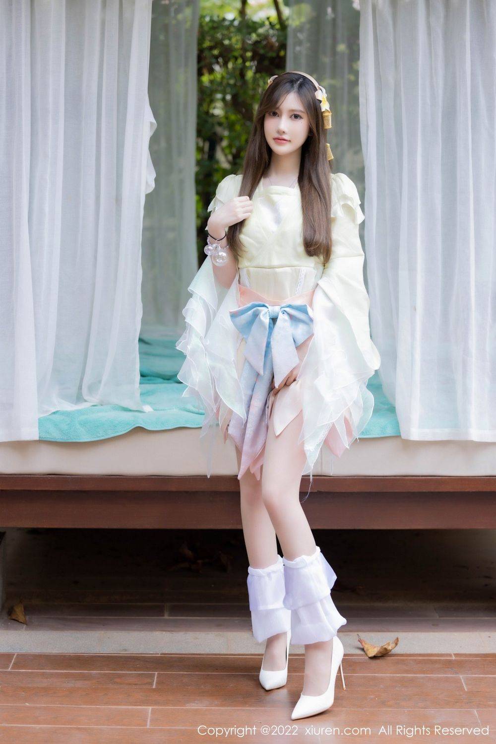 秀人网性感姐妹花绮里嘉ula角色扮演合拍系列珠三角旅拍-27