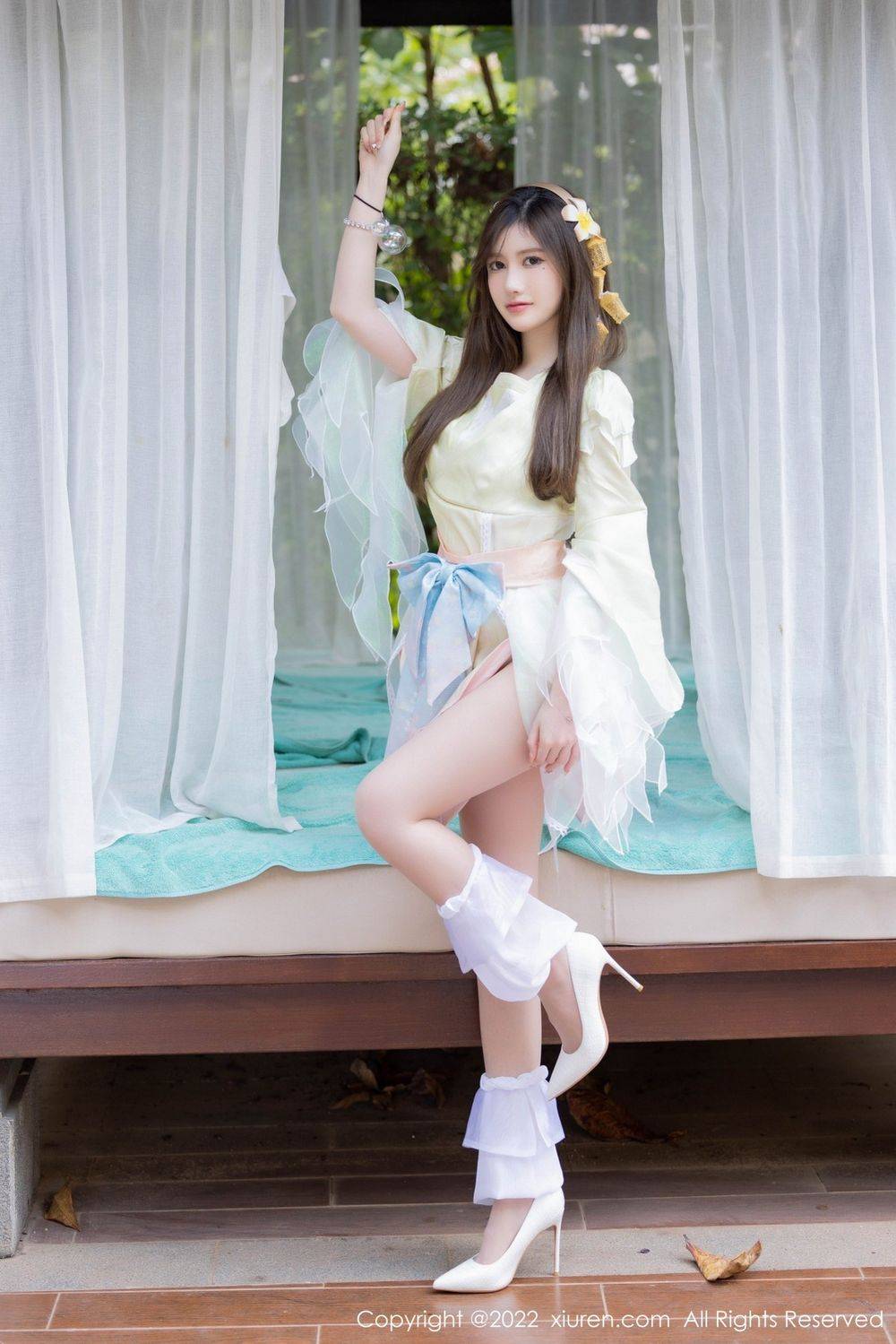 秀人网性感姐妹花绮里嘉ula角色扮演合拍系列珠三角旅拍-31