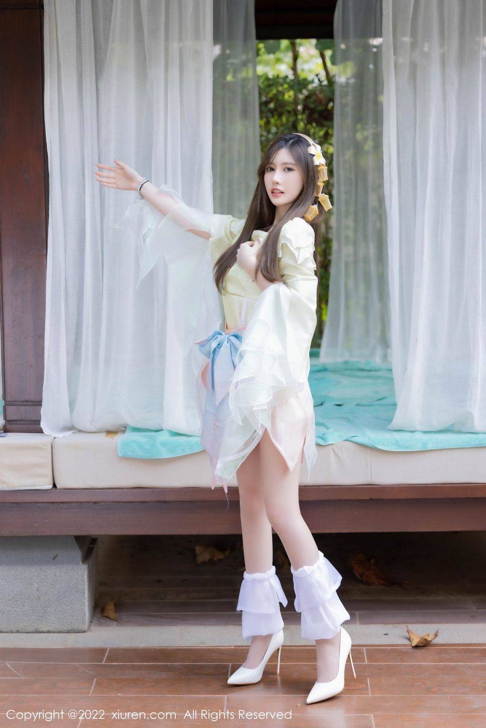 秀人网性感姐妹花绮里嘉ula角色扮演合拍系列珠三角旅拍-30