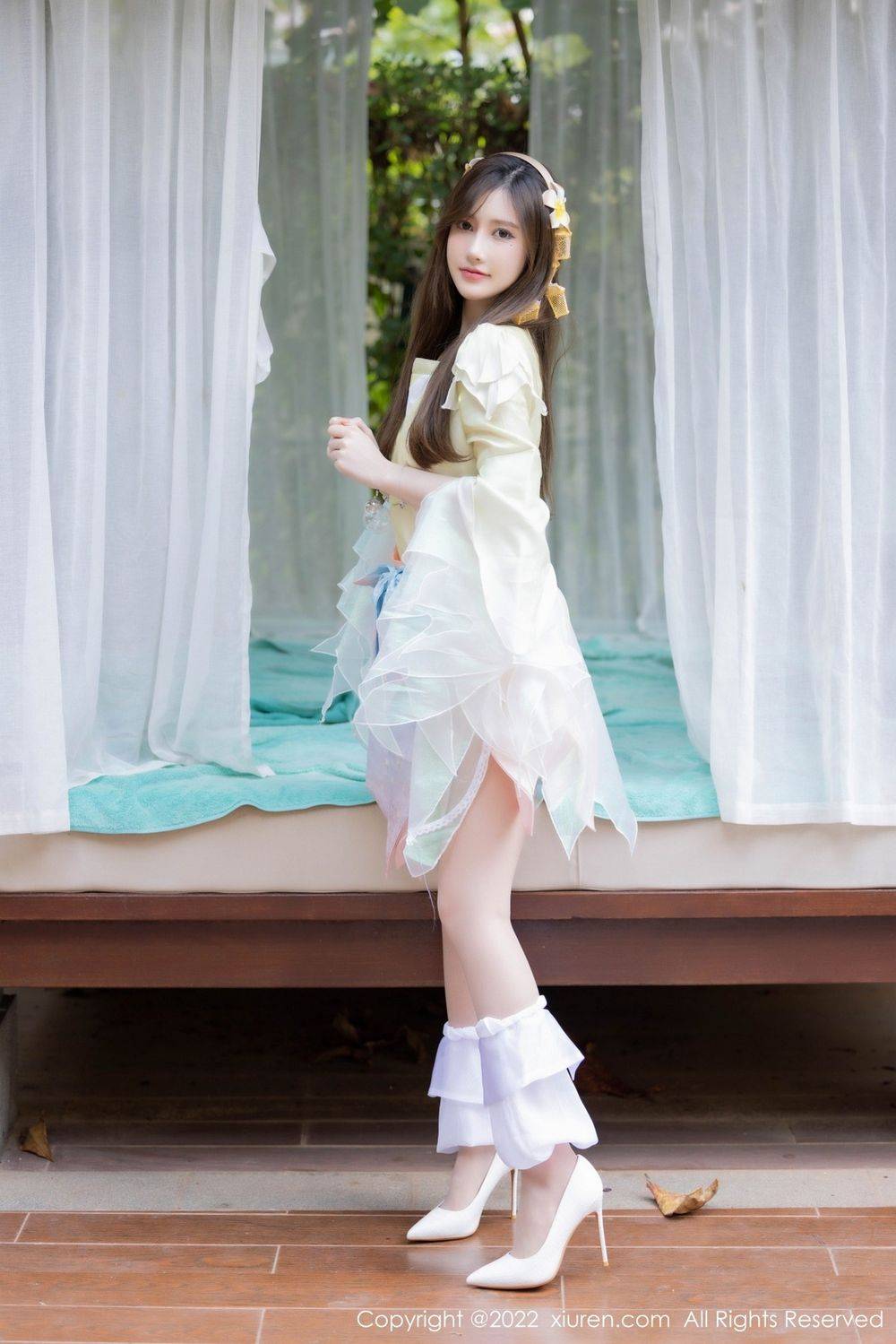 秀人网性感姐妹花绮里嘉ula角色扮演合拍系列珠三角旅拍-32