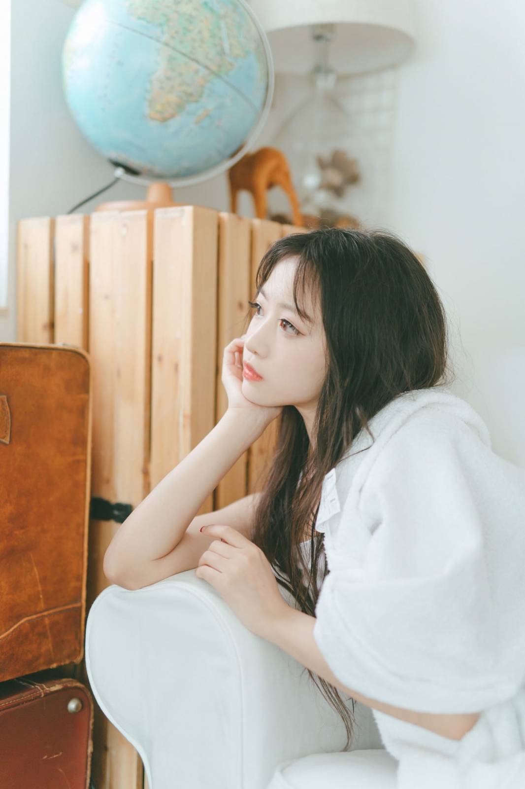 网络美女Shika小鹿鹿牛仔热裤微湿长发系列私房写真-7