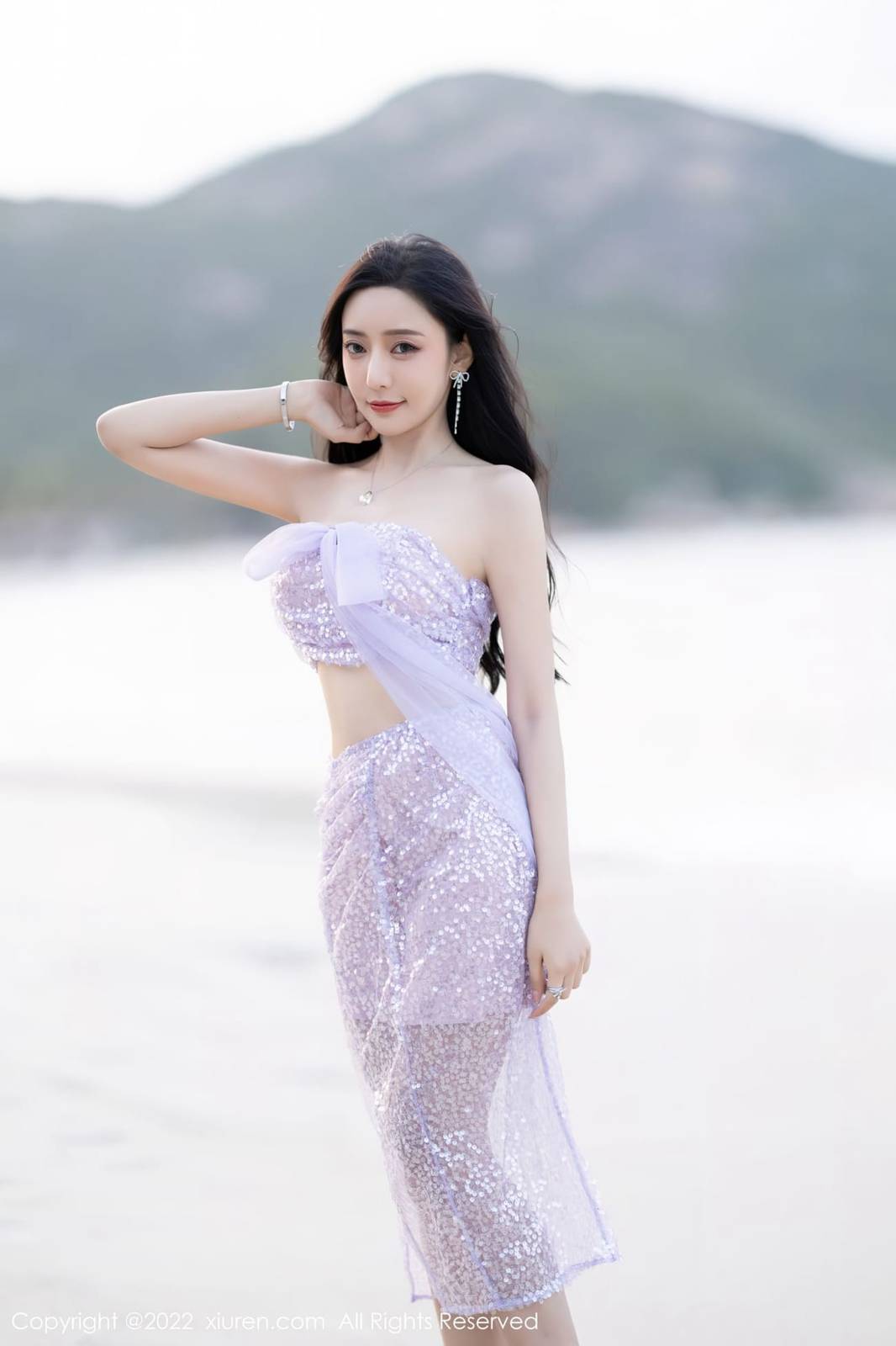 秀人网性感女神王馨瑶yanni海边沙滩和酒店双场景厦门旅拍-2