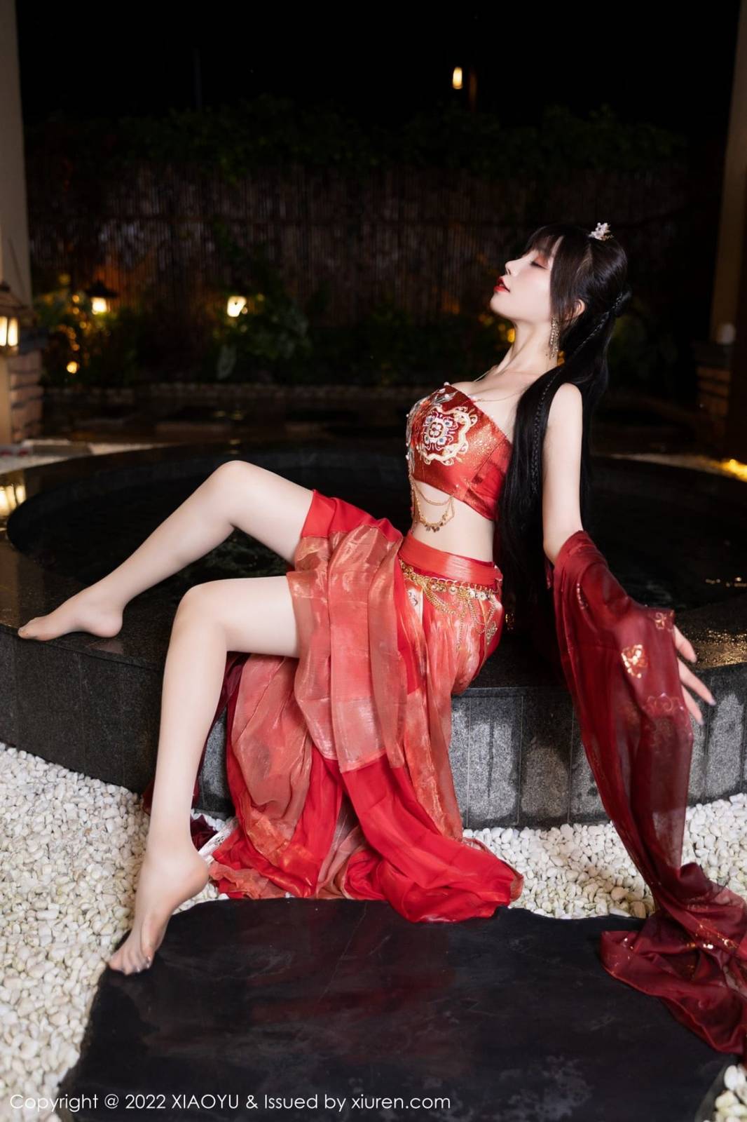 语画界性感女神芝芝Booty红色轻透古装服饰丝袜系列私房写真-18