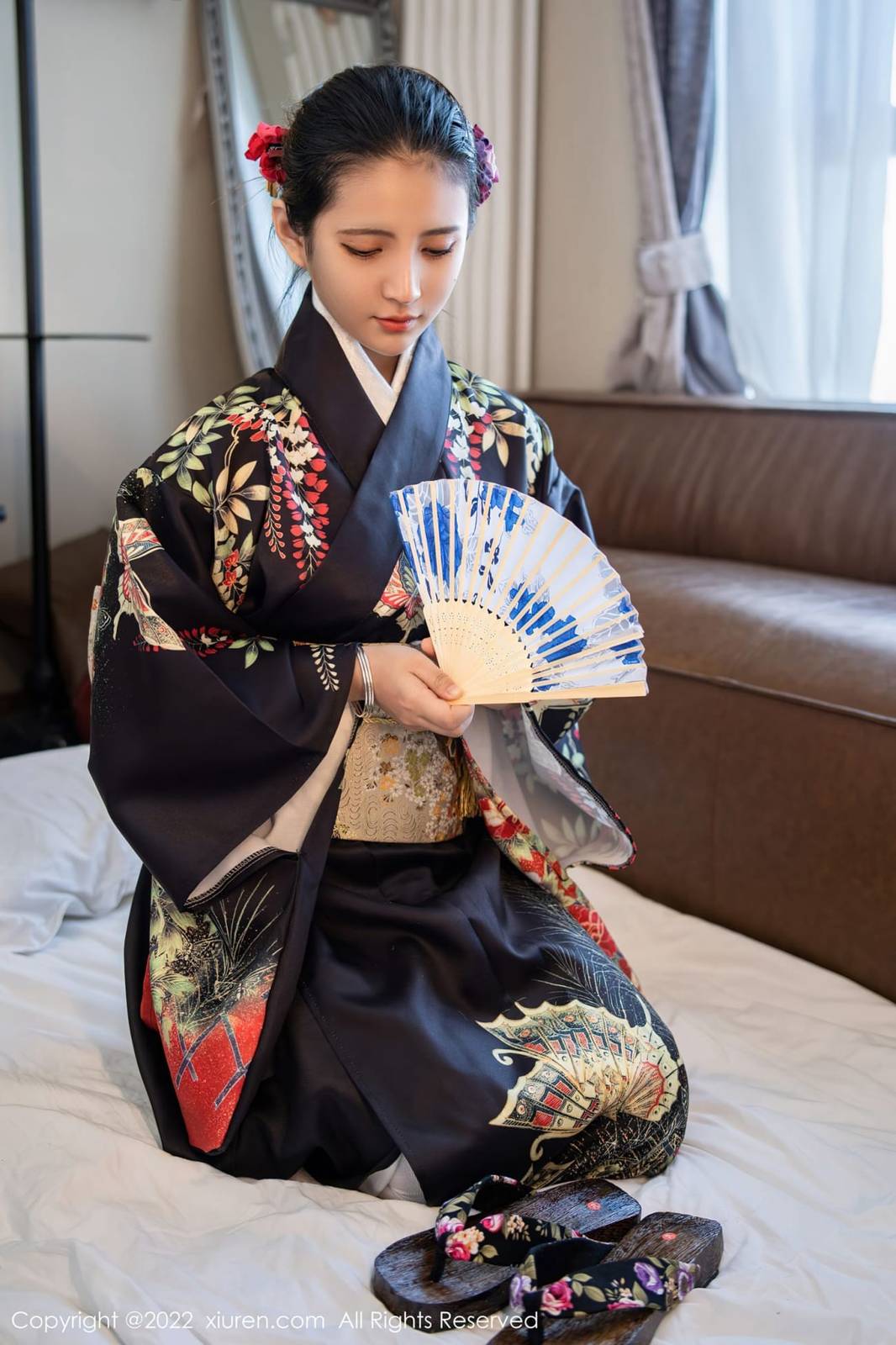 秀人网美女模特久久Aimee日系居家和服未亡人系列俏皮写真-2