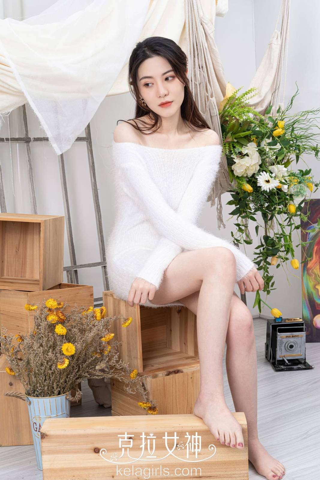 Kelagirls克拉女神百琳露肩毛衣短裙如花似玉主题写真-14