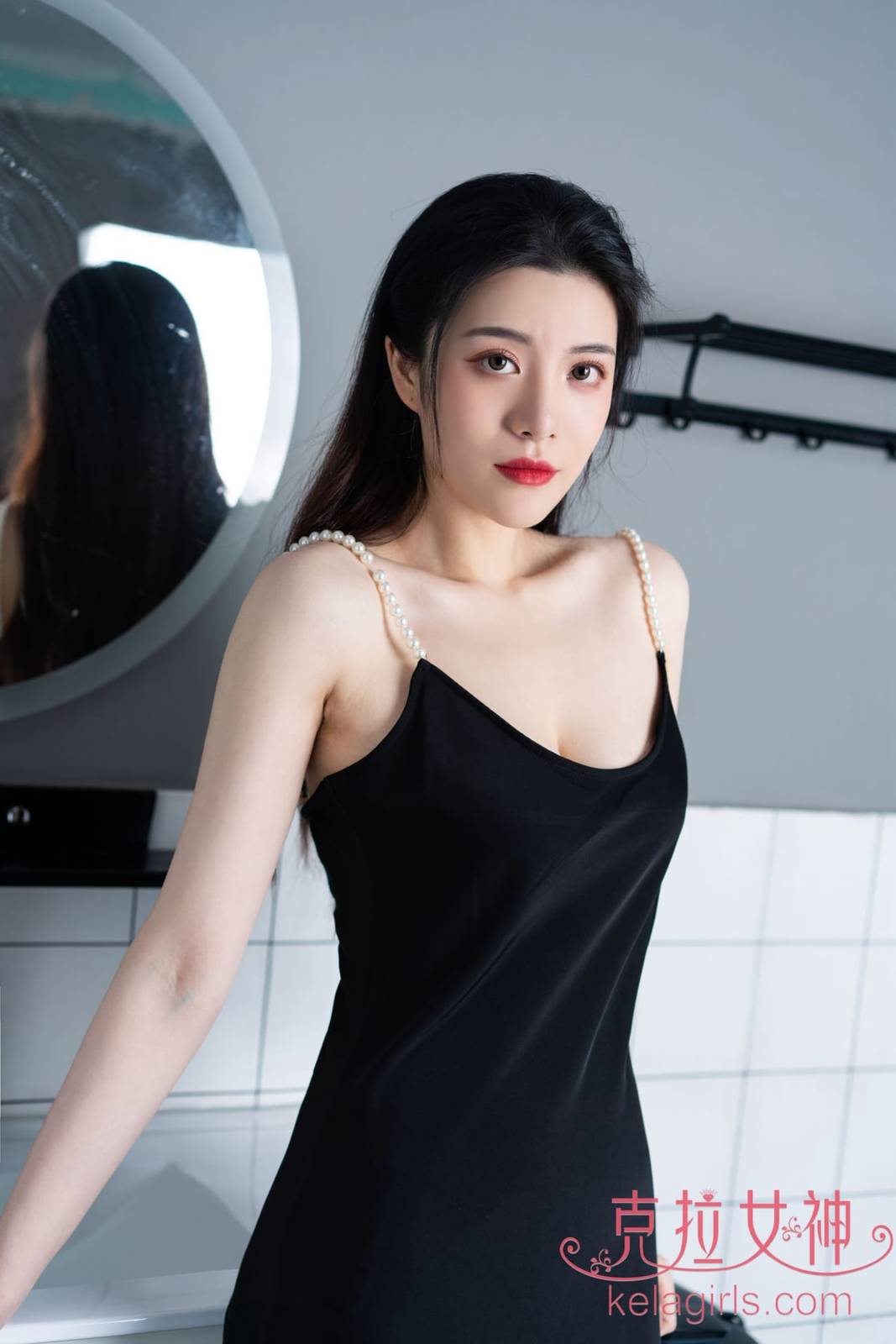 Kelagirls克拉女神百琳露肩毛衣短裙如花似玉主题写真-34