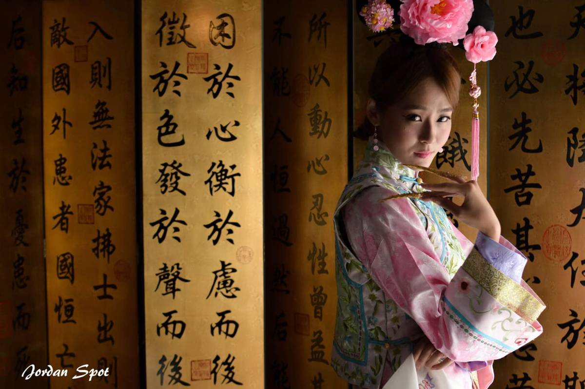 台湾腿模Winnie小雪/庄温妮红色旗袍仙气古风系列私房写真-21