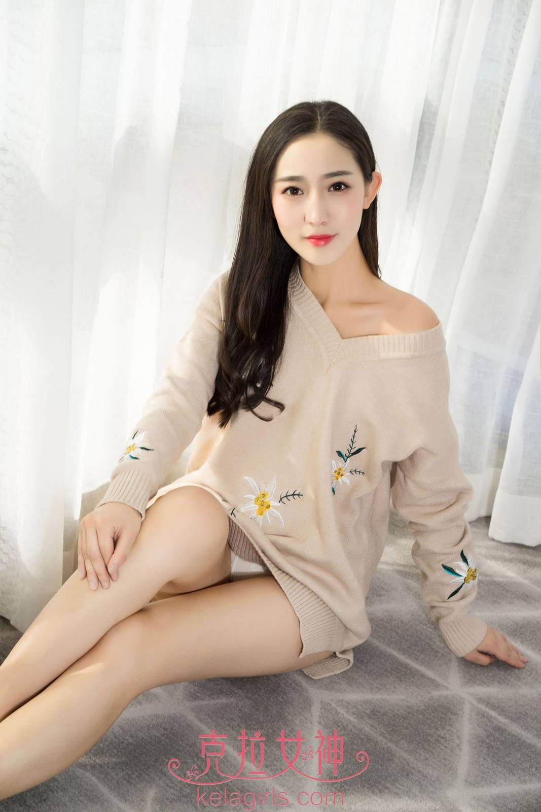 Kelagirls克拉女神姜璐毛衣服饰学姐出马主题性感写真-2