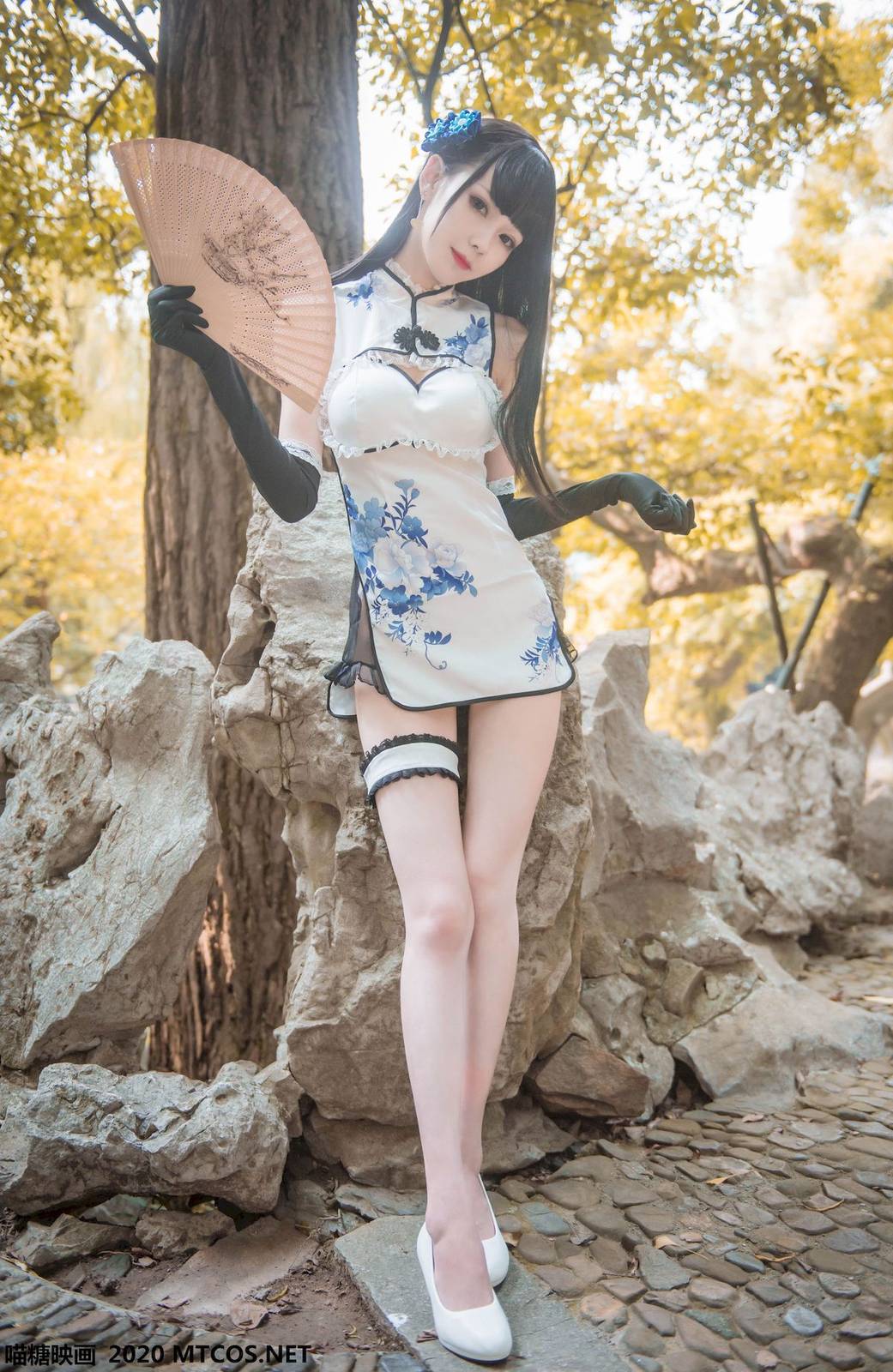 喵糖映画清纯萝莉你的负卿瓶儿旗袍青花瓷风格写真-23