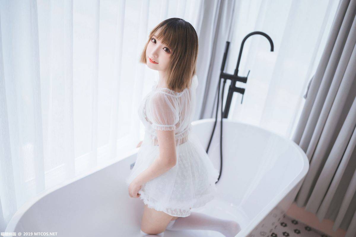 喵糖映画萝莉控浴室轻透蕾丝长筒袜白色の物语-39