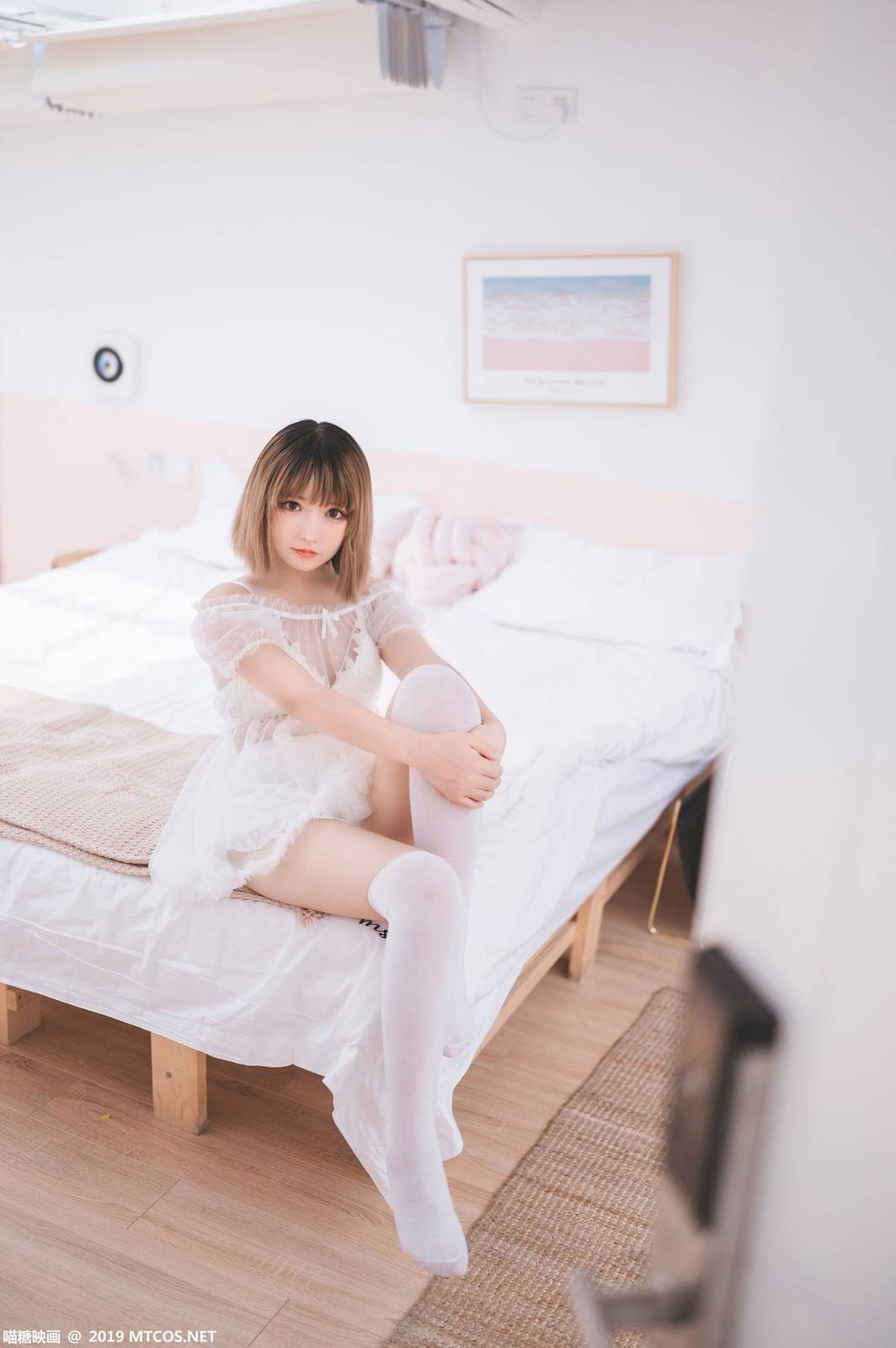 喵糖映画萝莉控浴室轻透蕾丝长筒袜白色の物语-32