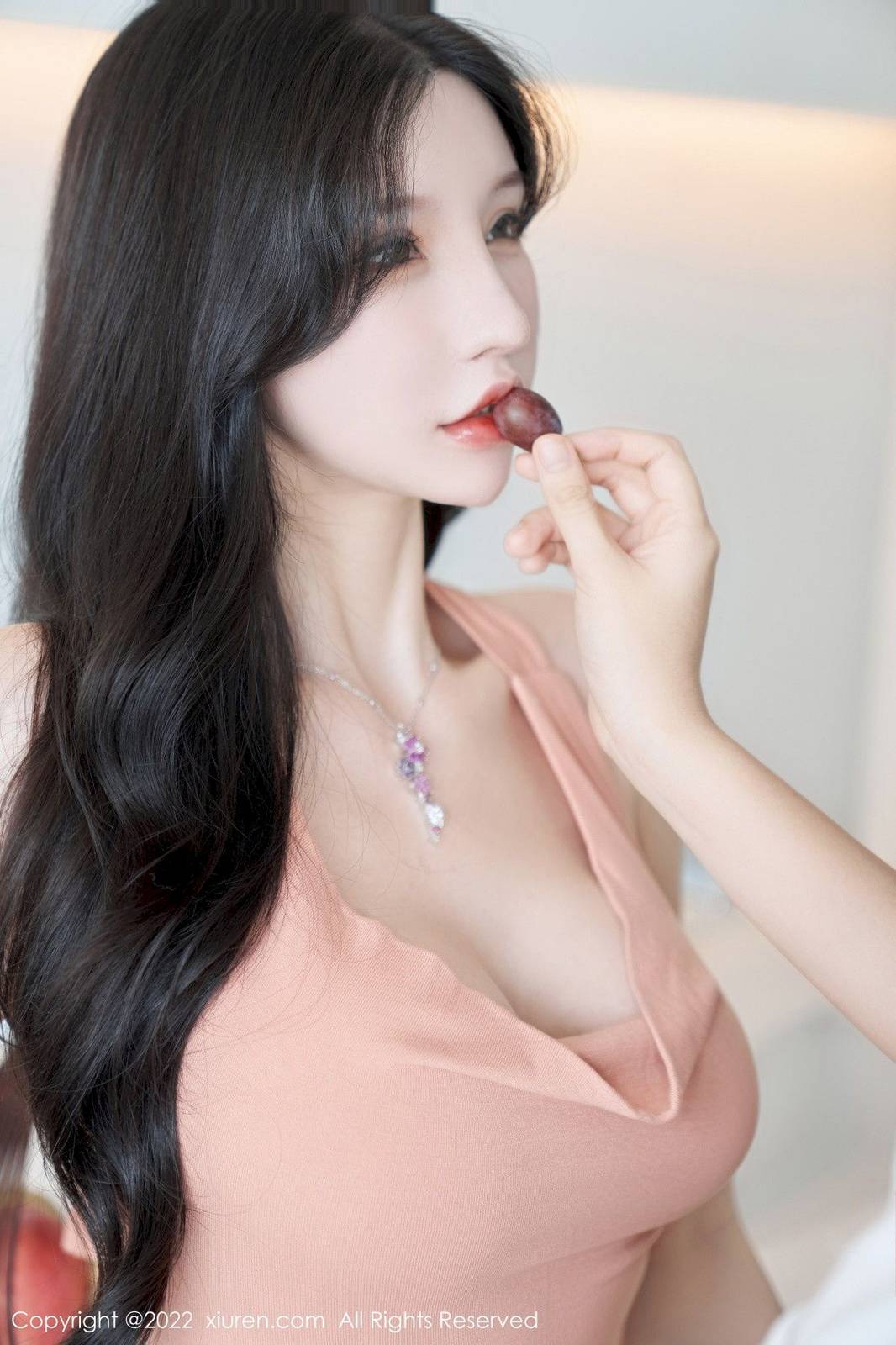 秀人网性感女神周于希Sally妻子一天生活激情剧情心愿旅拍-10