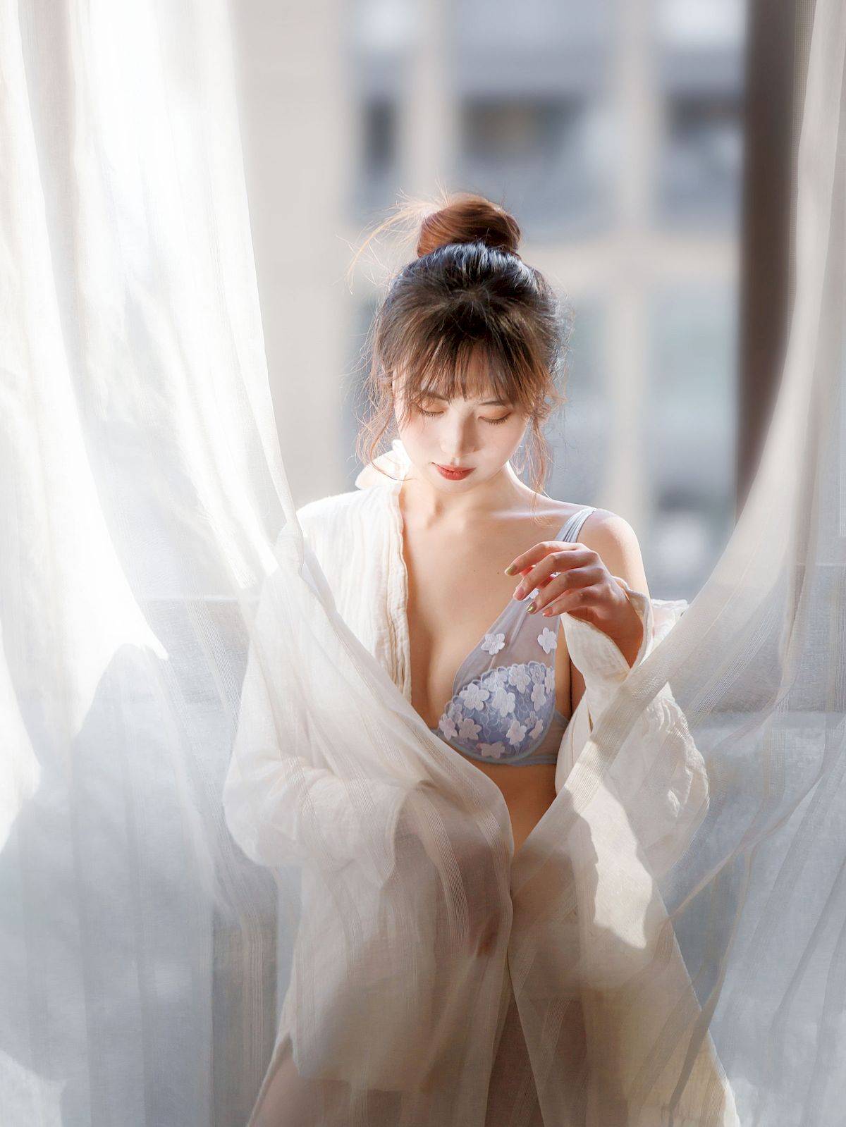 网络美女念雪ww居家蓝色沐浴阳光系列性感写真-6