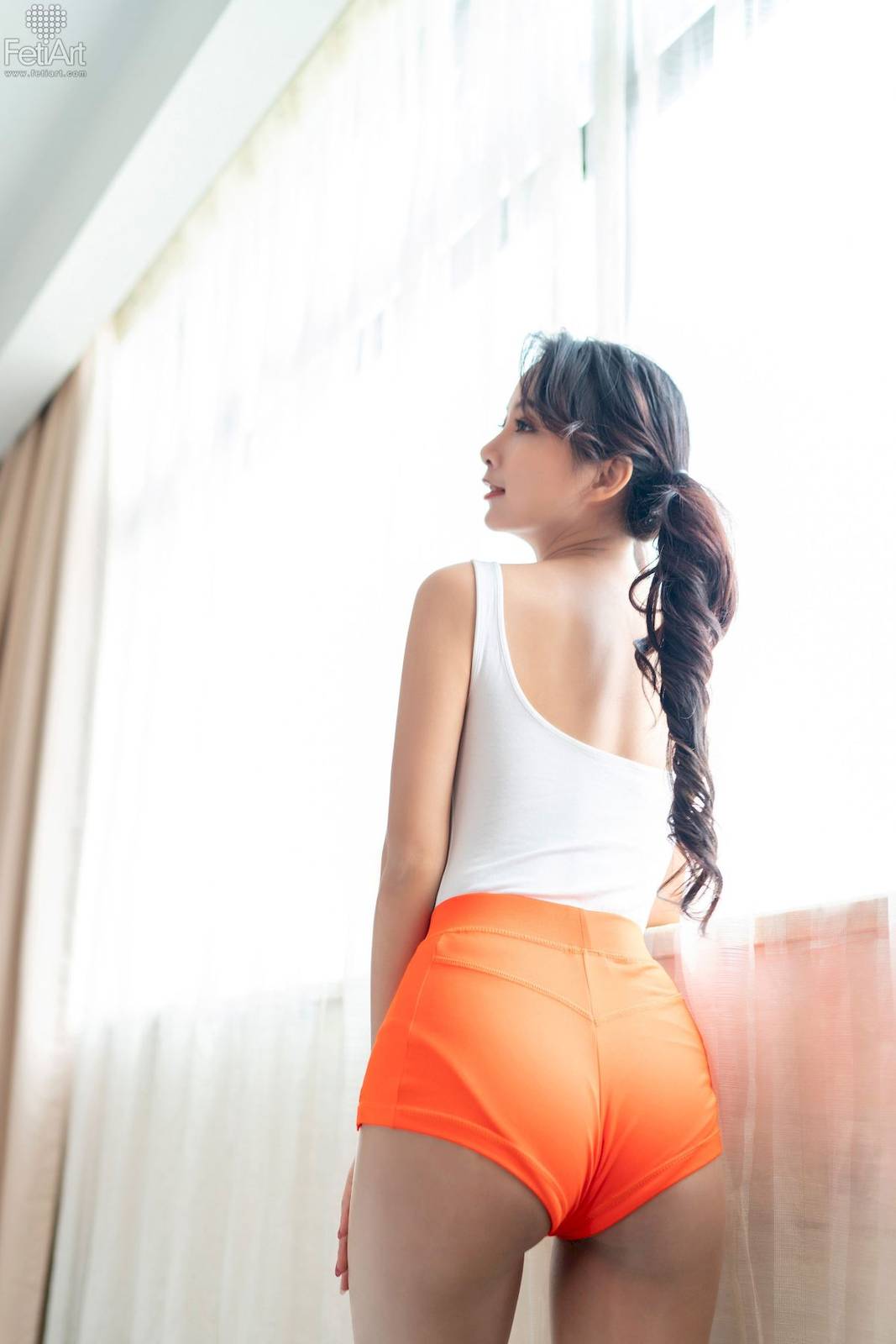 尚物集FetiArt模特Yumiko双马尾清新装扮新人管家主题写真-15