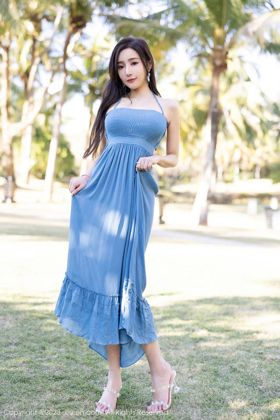 秀人网性感女神王馨瑶yanni黑色泳装连衣长裙海南岛旅拍-44