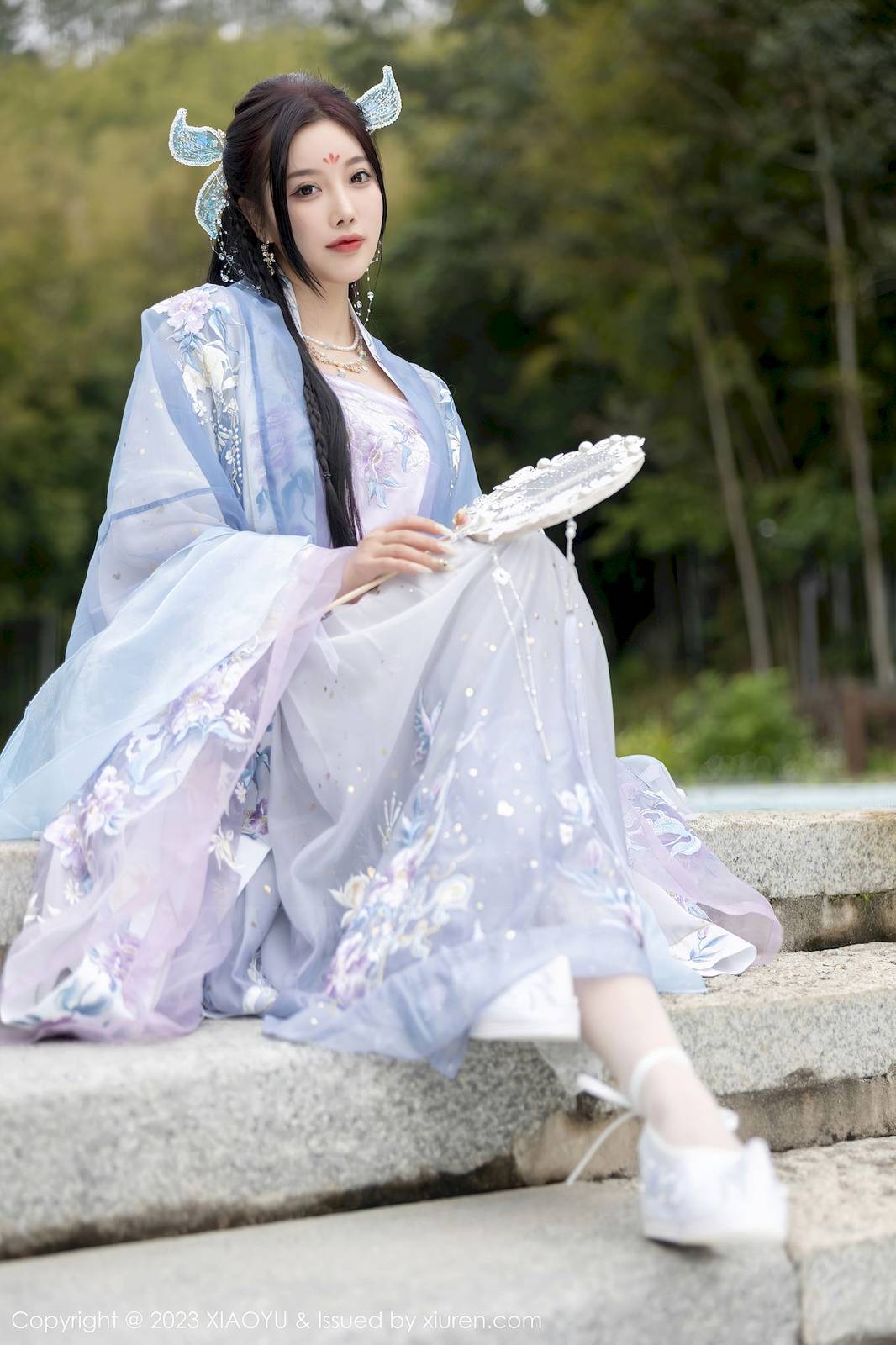 语画界性感女神杨晨晨Yome淡蓝紫色古装服饰白色丝袜写真-24