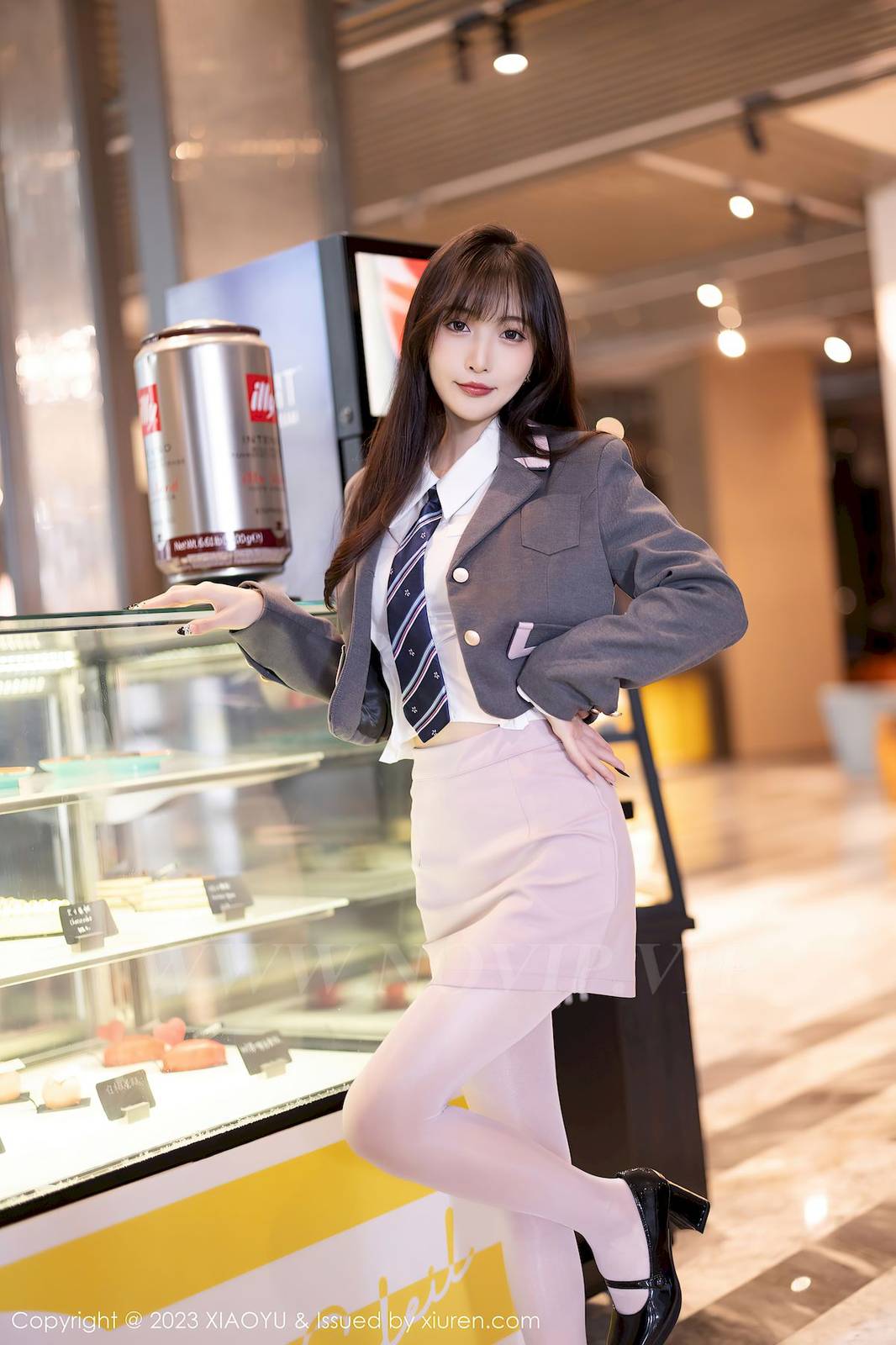 语画界美女模特林星阑粉色情趣护士服白色丝袜性感写真-9