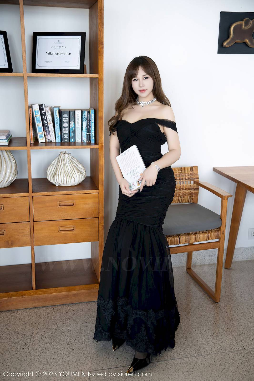 尤蜜荟美女模特icy猪黑色蕾丝服饰搭配魅惑黑丝泰国旅拍-15