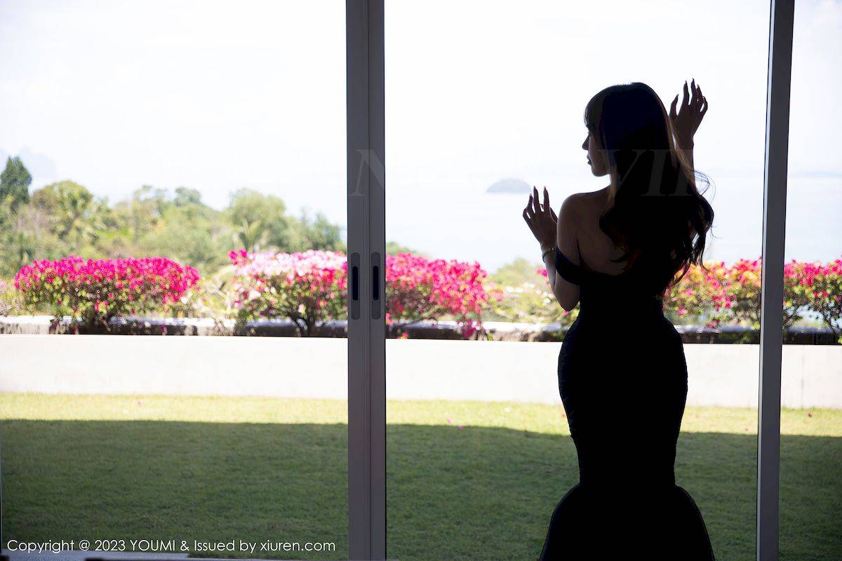 尤蜜荟美女模特icy猪黑色蕾丝服饰搭配魅惑黑丝泰国旅拍-19