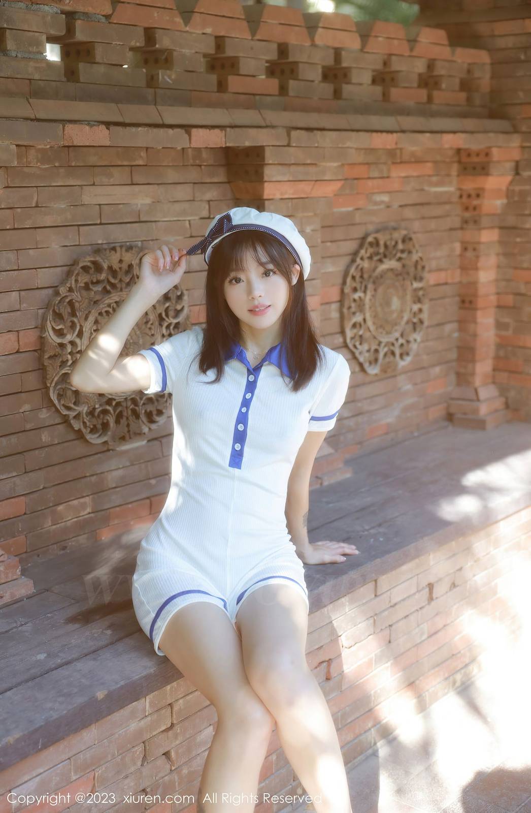 秀人网美女模特佘贝拉bella白色海军服完美身材南京旅拍-5