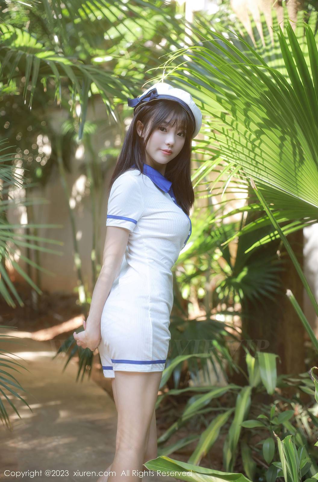 秀人网美女模特佘贝拉bella白色海军服完美身材南京旅拍-12