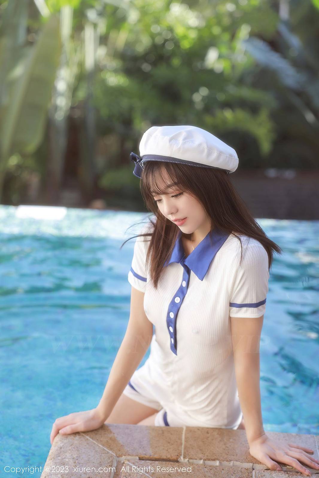 秀人网美女模特佘贝拉bella白色海军服完美身材南京旅拍-30