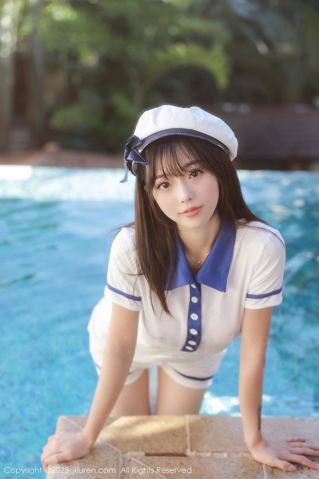 秀人网美女模特佘贝拉bella白色海军服完美身材南京旅拍-33