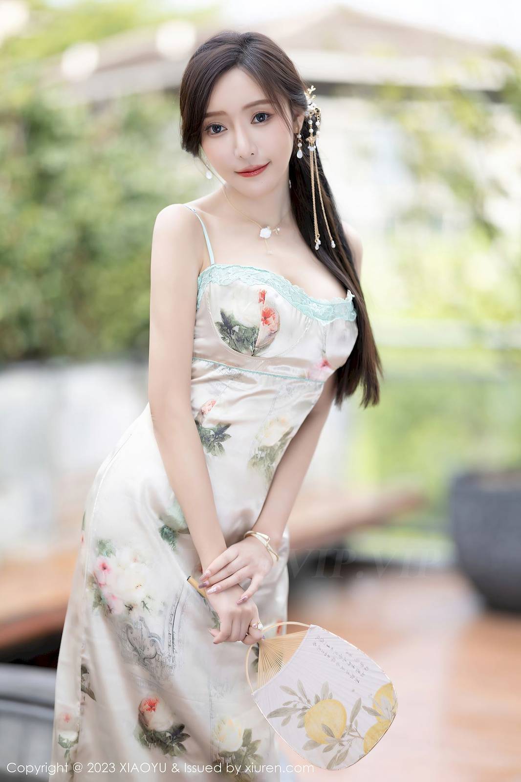 语画界性感女神王馨瑶yanni吊带长裙情趣旗袍曼妙写真-5