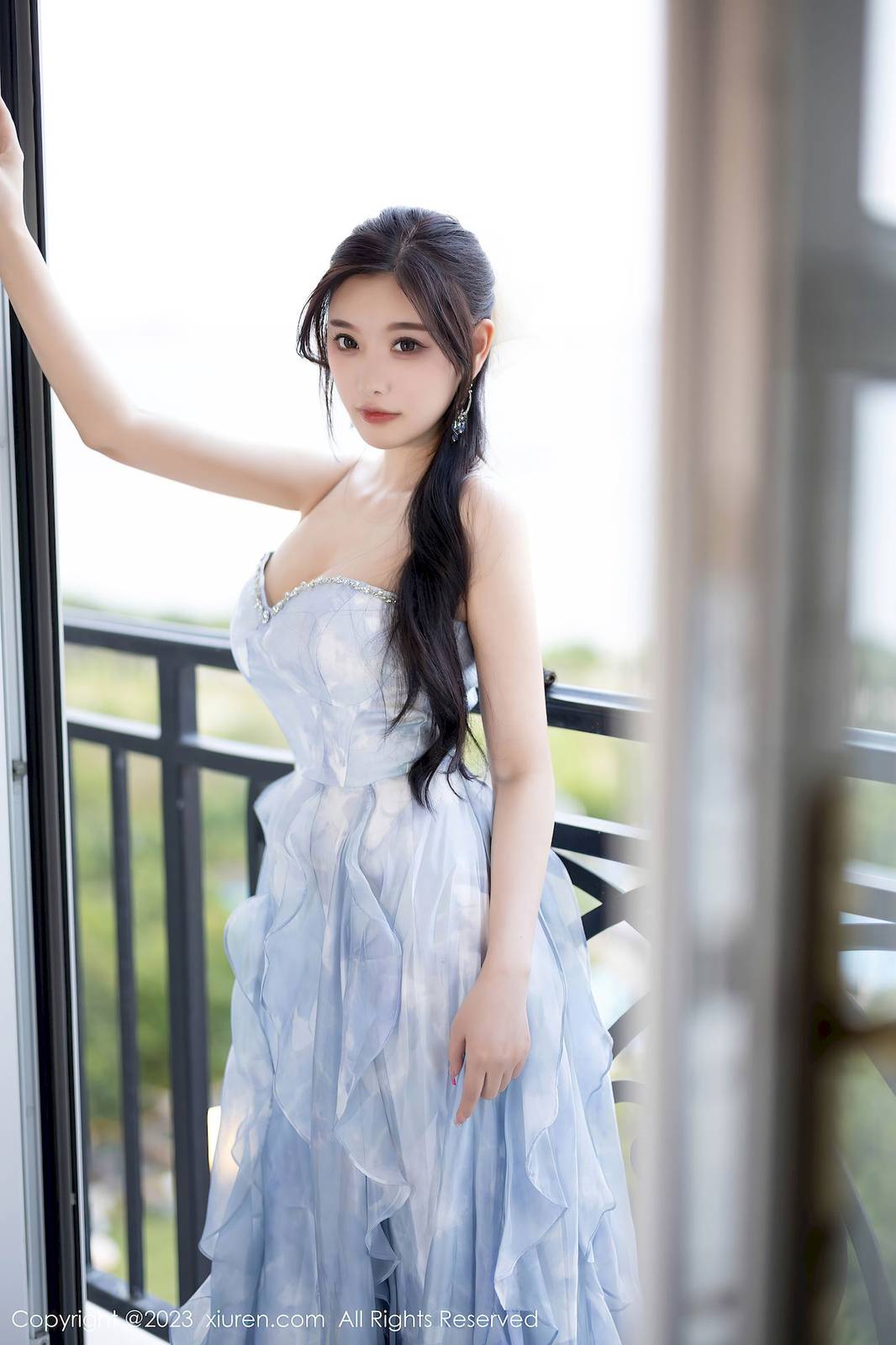 秀人网性感女神杨晨晨Yome多套服饰丰腴身材安吉旅拍-4