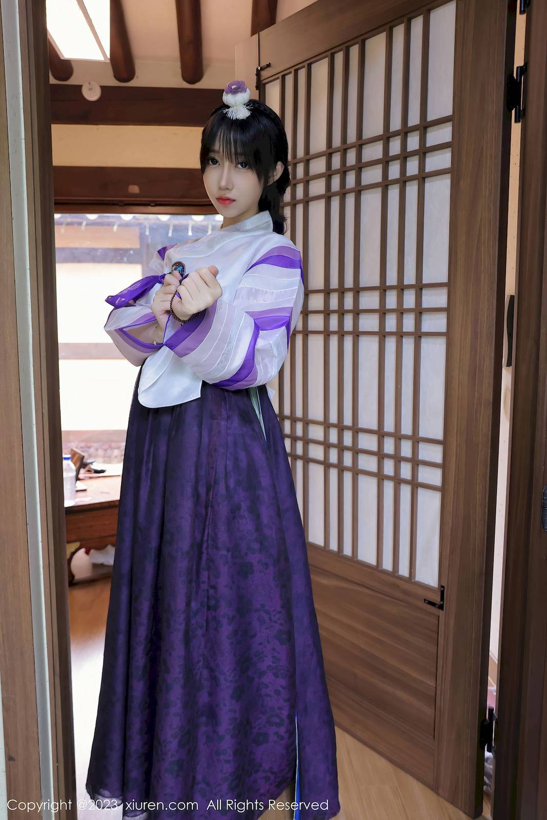 秀人网模特玥儿玥er大长今服饰曼妙娇躯济州岛旅拍-11