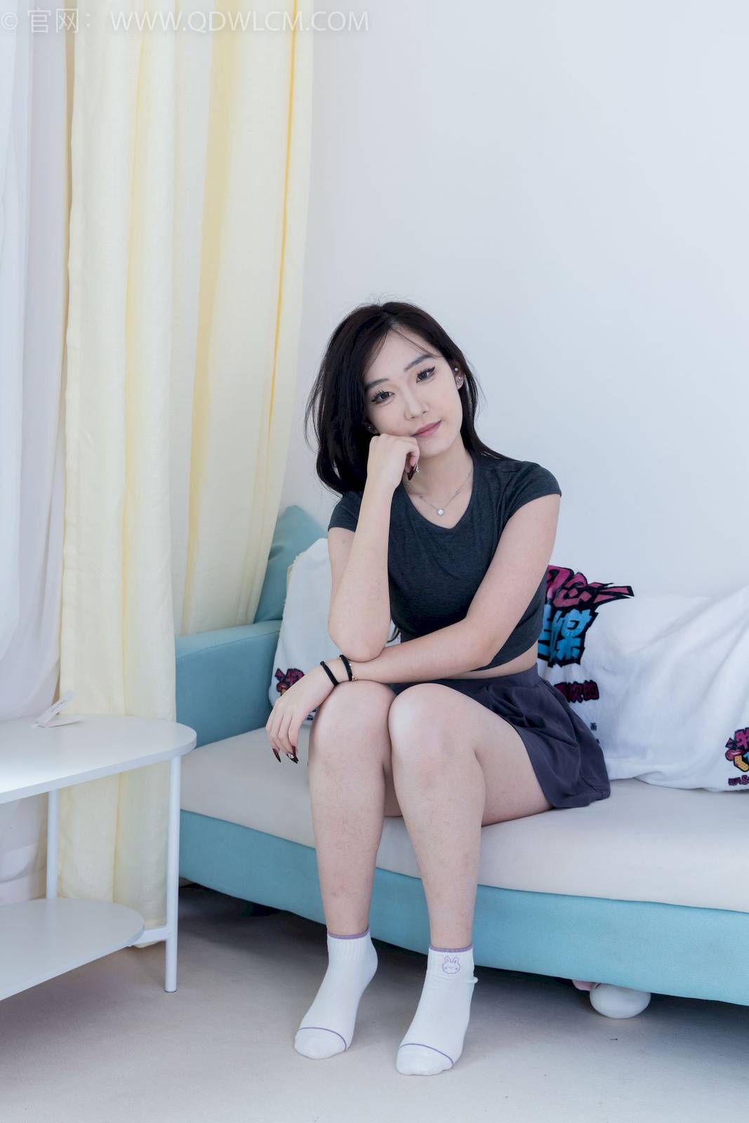 物恋传媒模特橙橙微露小蛮腰坠入爱河主题私房写真-62