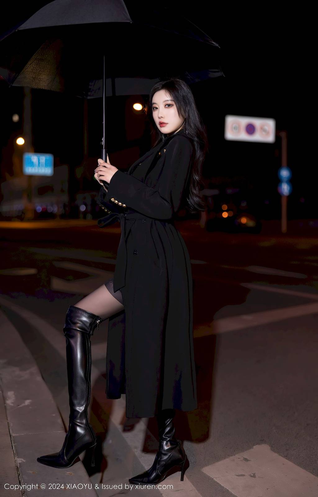 语画界女神杨晨晨Yome黑色外套搭配魅惑黑丝哈尔滨旅拍-15