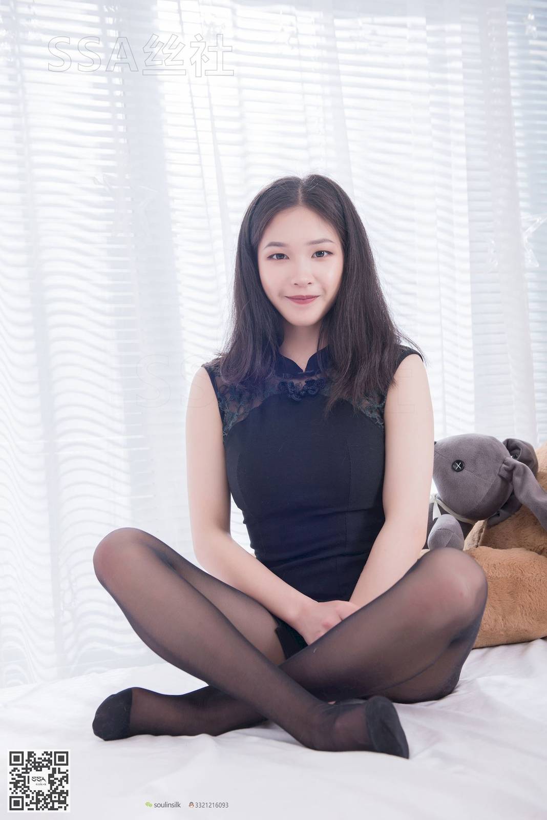 SSA丝社腿模佳佳短款旗袍搭配黑丝美腿性感特写-108