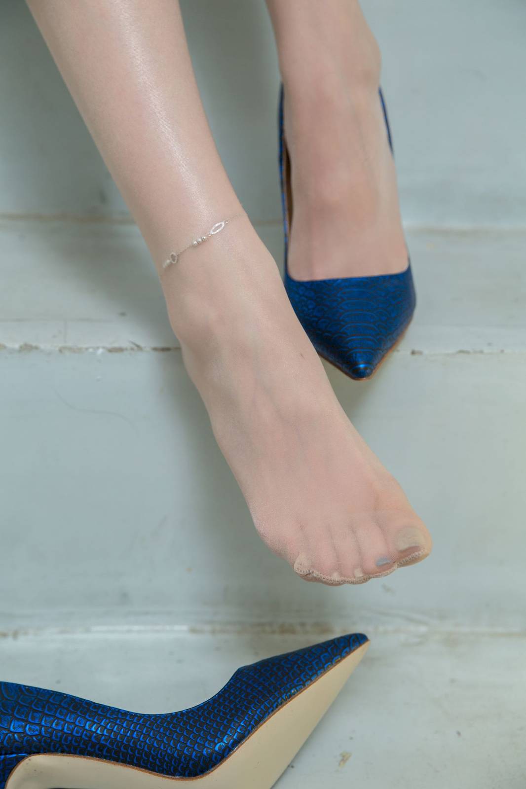 微密圈腿模SIA不吃鱼前凸后翘嘉宾专享高挑写真-67