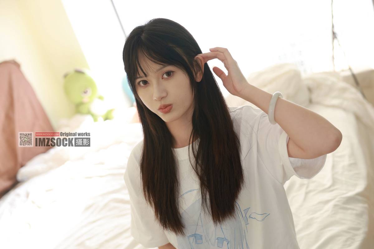 MZSOCK爱美足模特梦瑶白色T恤牛仔长裤阳光写真-20