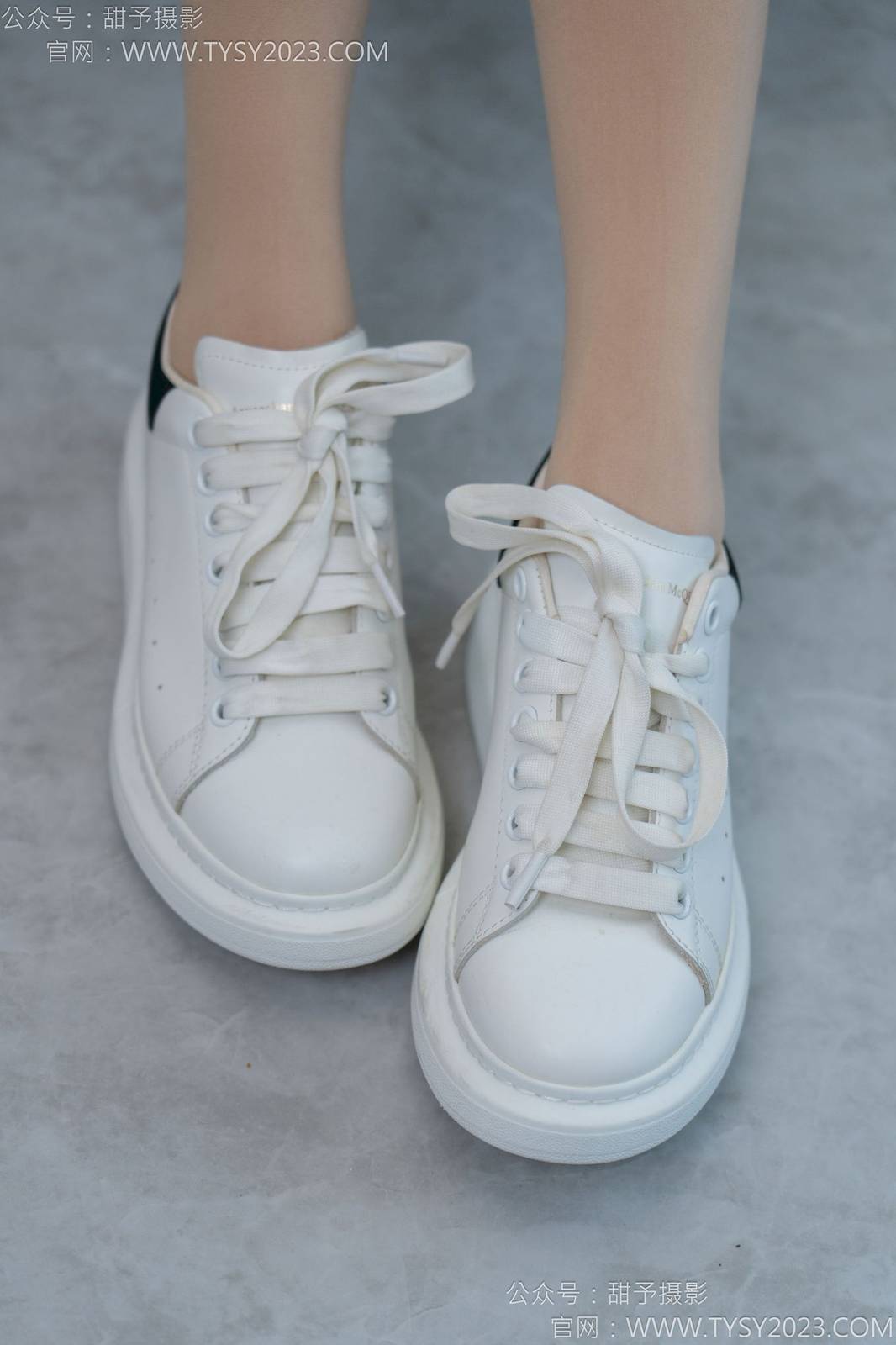 甜予摄影模特澜澜白衬衫包臀裙白领丽人系列写真-41