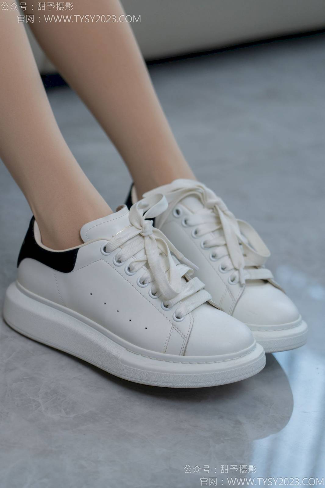 甜予摄影模特澜澜白衬衫包臀裙白领丽人系列写真-44