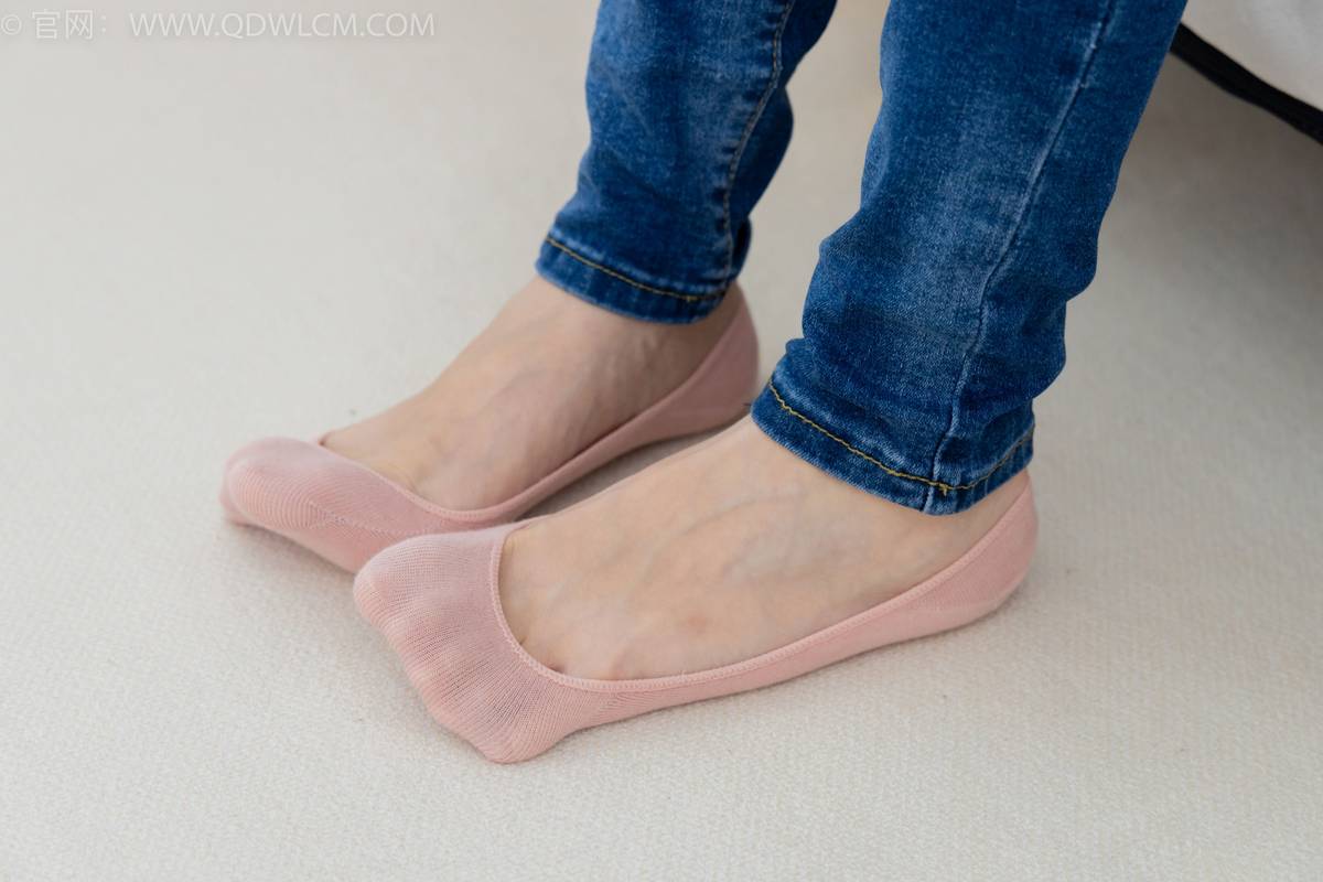 物恋传媒模特小竹白T恤牛仔裤居家女友主题写真-61