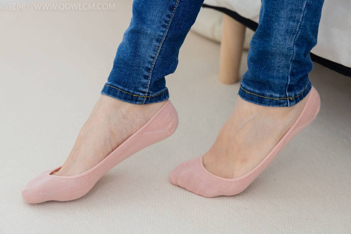 物恋传媒模特小竹白T恤牛仔裤居家女友主题写真-58