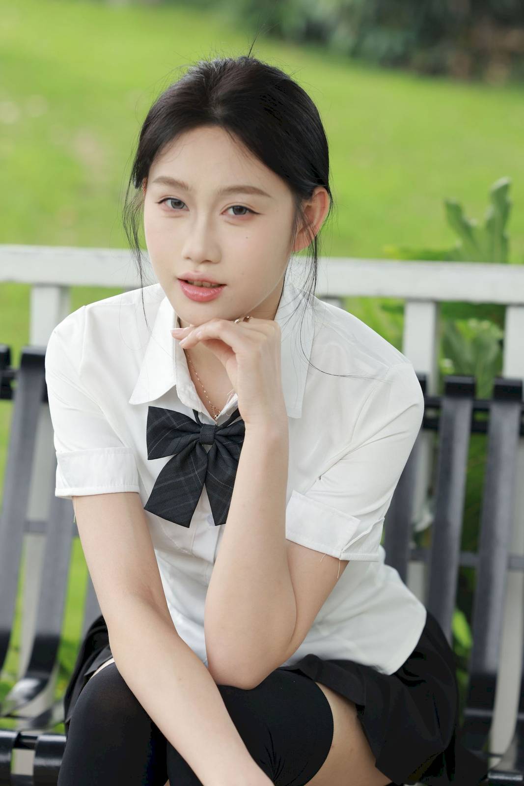 MZSOCK爱美足模特妍妍白色上衣户外黑丝系列写真-6