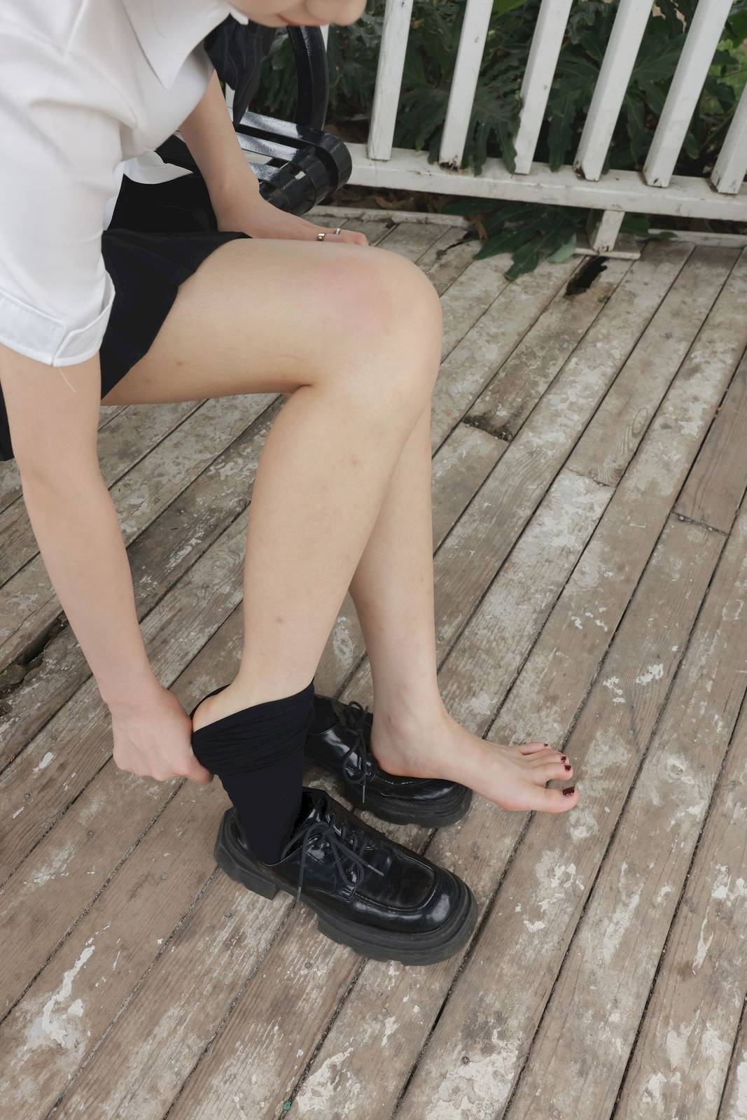 MZSOCK爱美足模特妍妍白色上衣户外黑丝系列写真-60