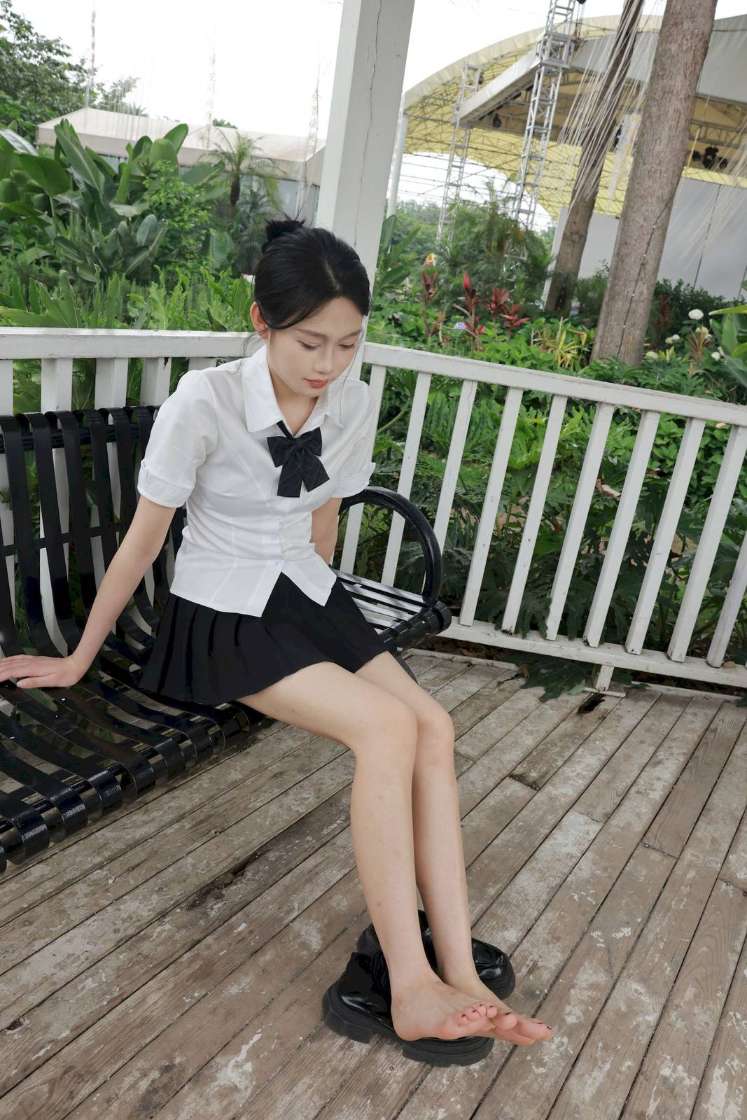 MZSOCK爱美足模特妍妍白色上衣户外黑丝系列写真-70