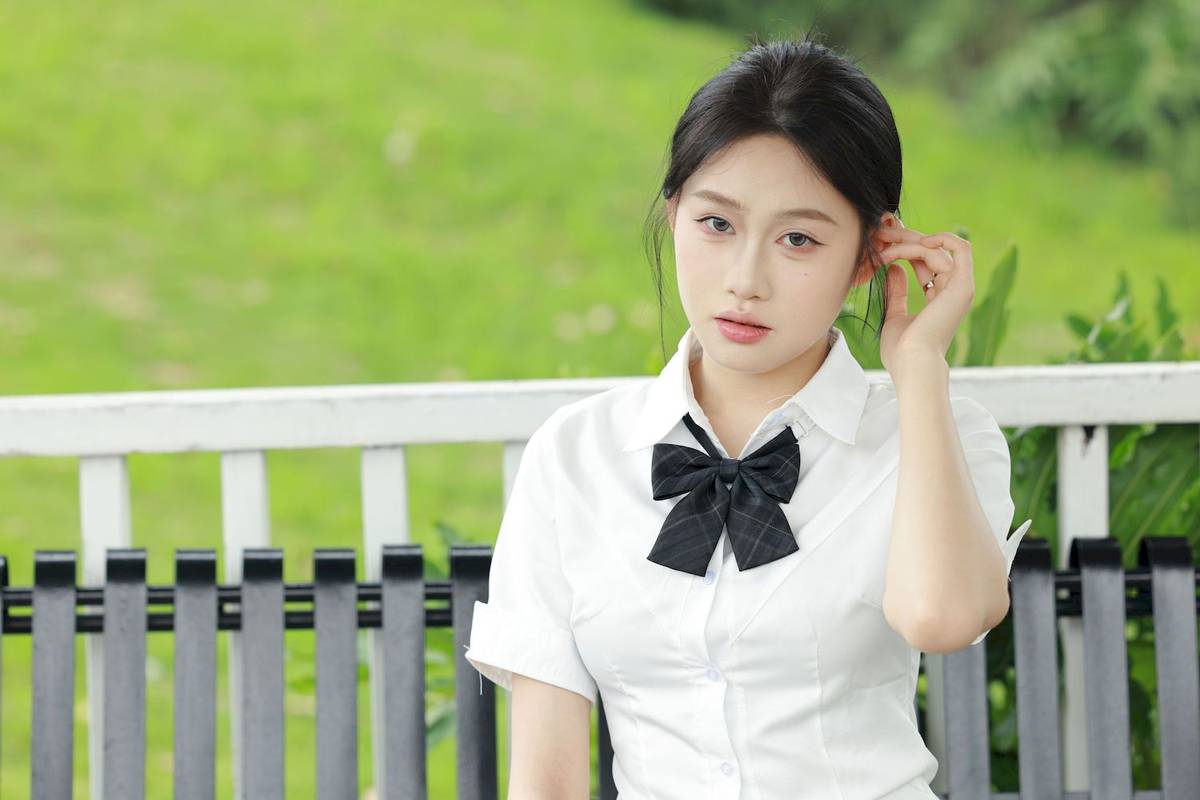 MZSOCK爱美足模特妍妍白色上衣户外黑丝系列写真-113