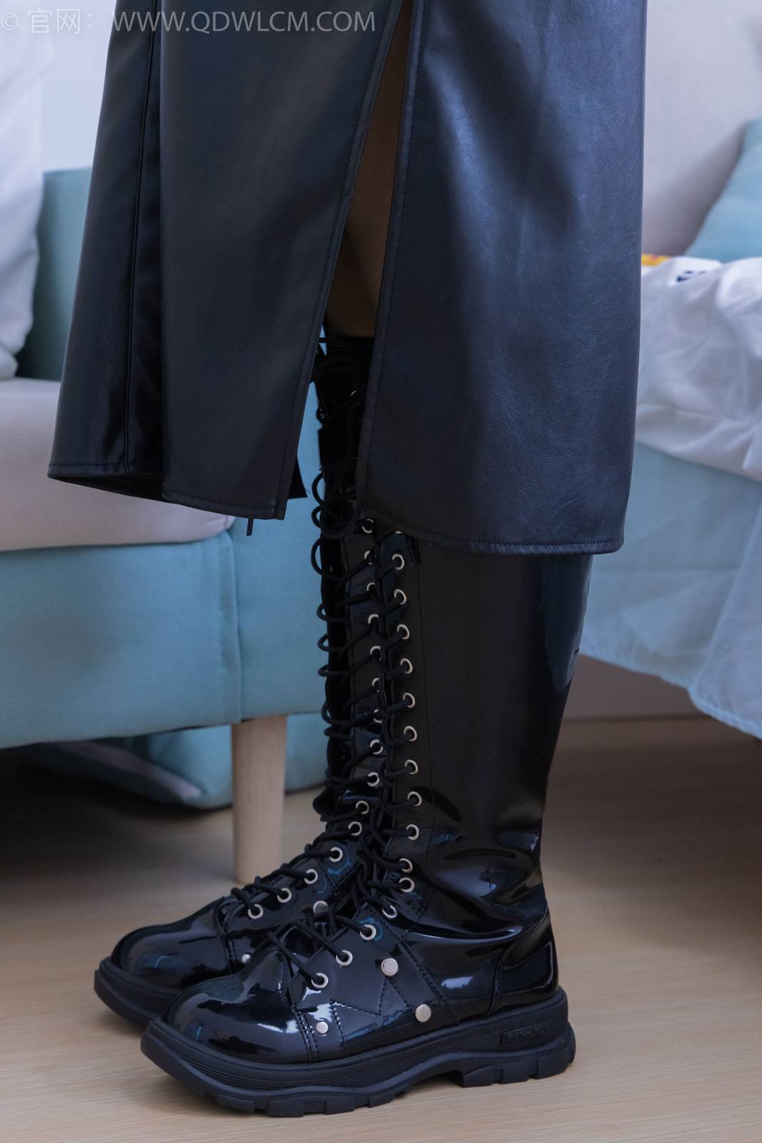 物恋传媒冰山美人川川黑丝美腿黑色皮衣冷艳写真-61