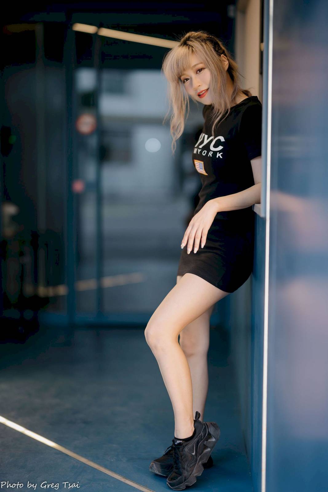 凯云黑色短裙修长美腿巧语嫣然运动风户外写真-69