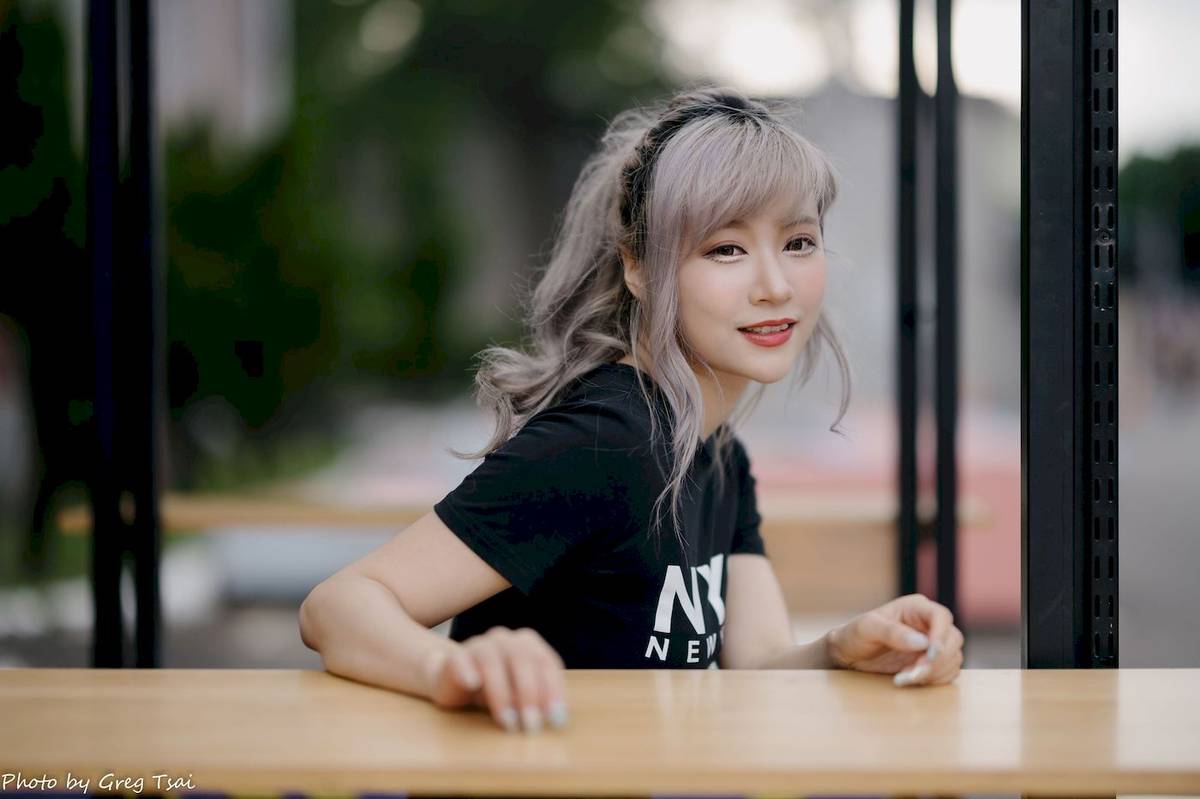 凯云黑色短裙修长美腿巧语嫣然运动风户外写真-97